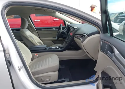 2019 Ford Fusion Hybrid Se z USA, uszkodzony, nr VIN 3FA6P0LU7KR112498